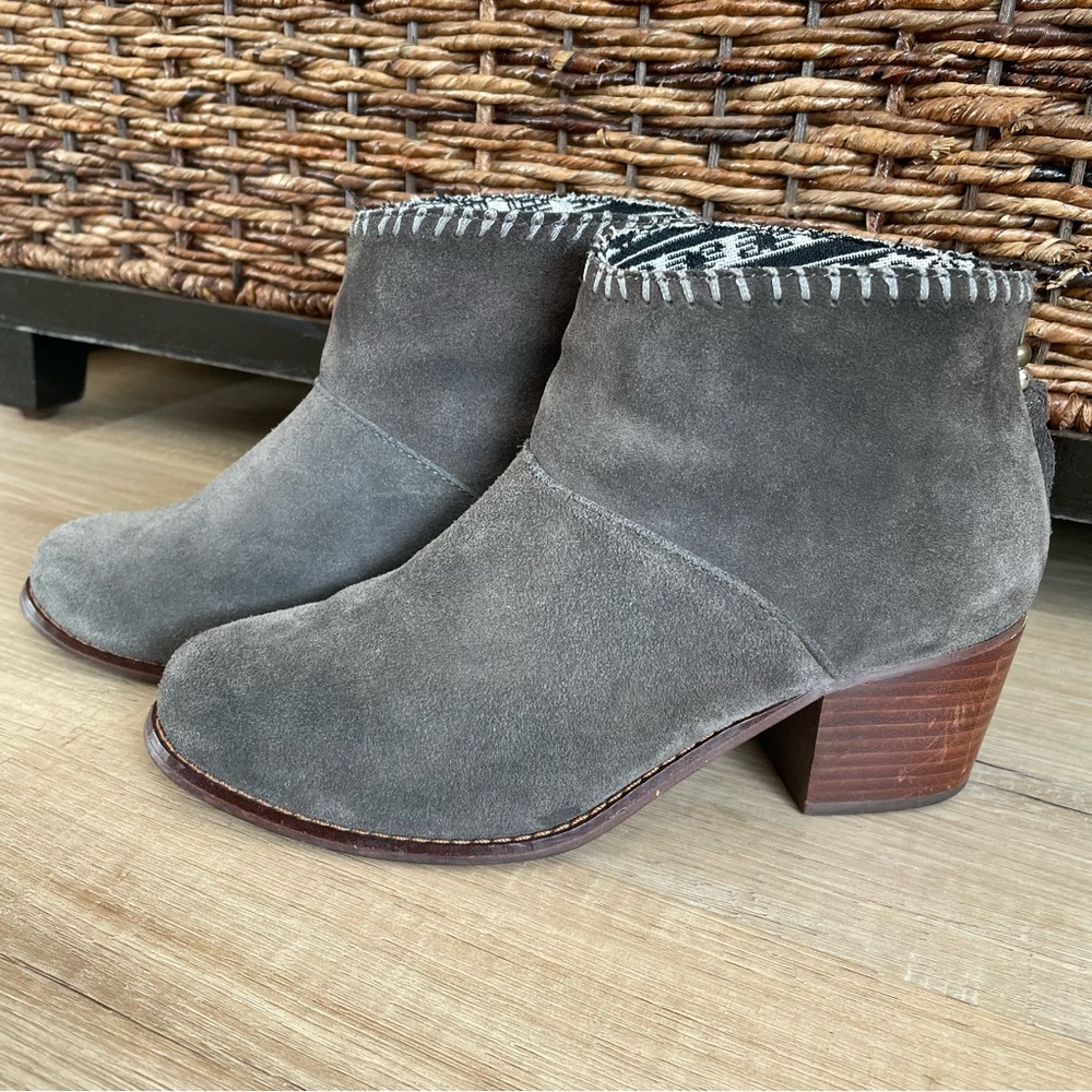 Grey Suede TOMS Leila Ankle Boots with Zipper Size 6